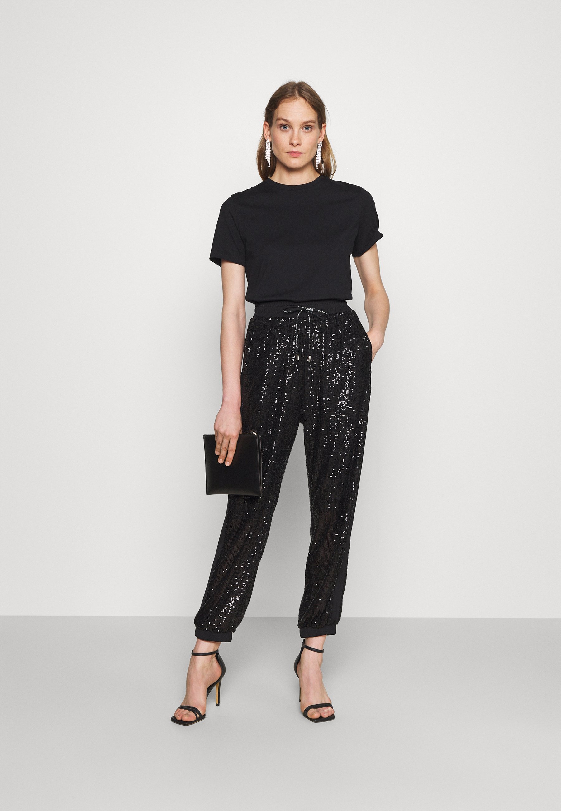 Pinko LAMBADA JOGGING FULL PAILLETTES - Pantaloni - black/nero - Zalando.it
