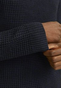 Jack & Jones EINFARBIG - Striktrøje - sky captain