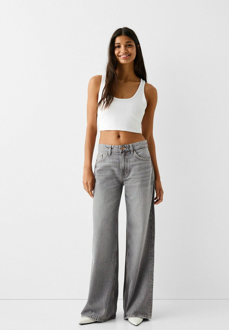 Bershka Flared Jeans lichtgrijs Bershka Flared Jeans lichtgrijs