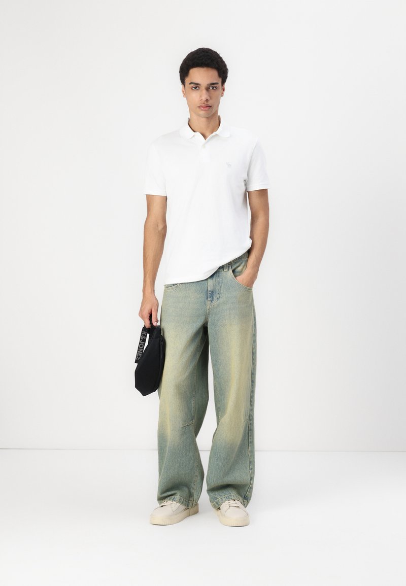 Abercrombie & Fitch 5-Pack Textured Icon Don't Sweat It Polos - Poloskjorter - white/rock ridge/sedona sage/heather grey/black