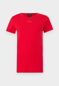 Kijelölve, chinese red