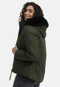 Marikoo MORINAA XVI - Ziemas jaka - dark olive