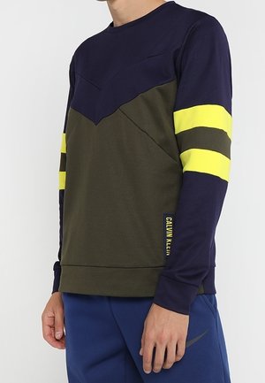 Calvin Klein Performance Sweatshirt - olive