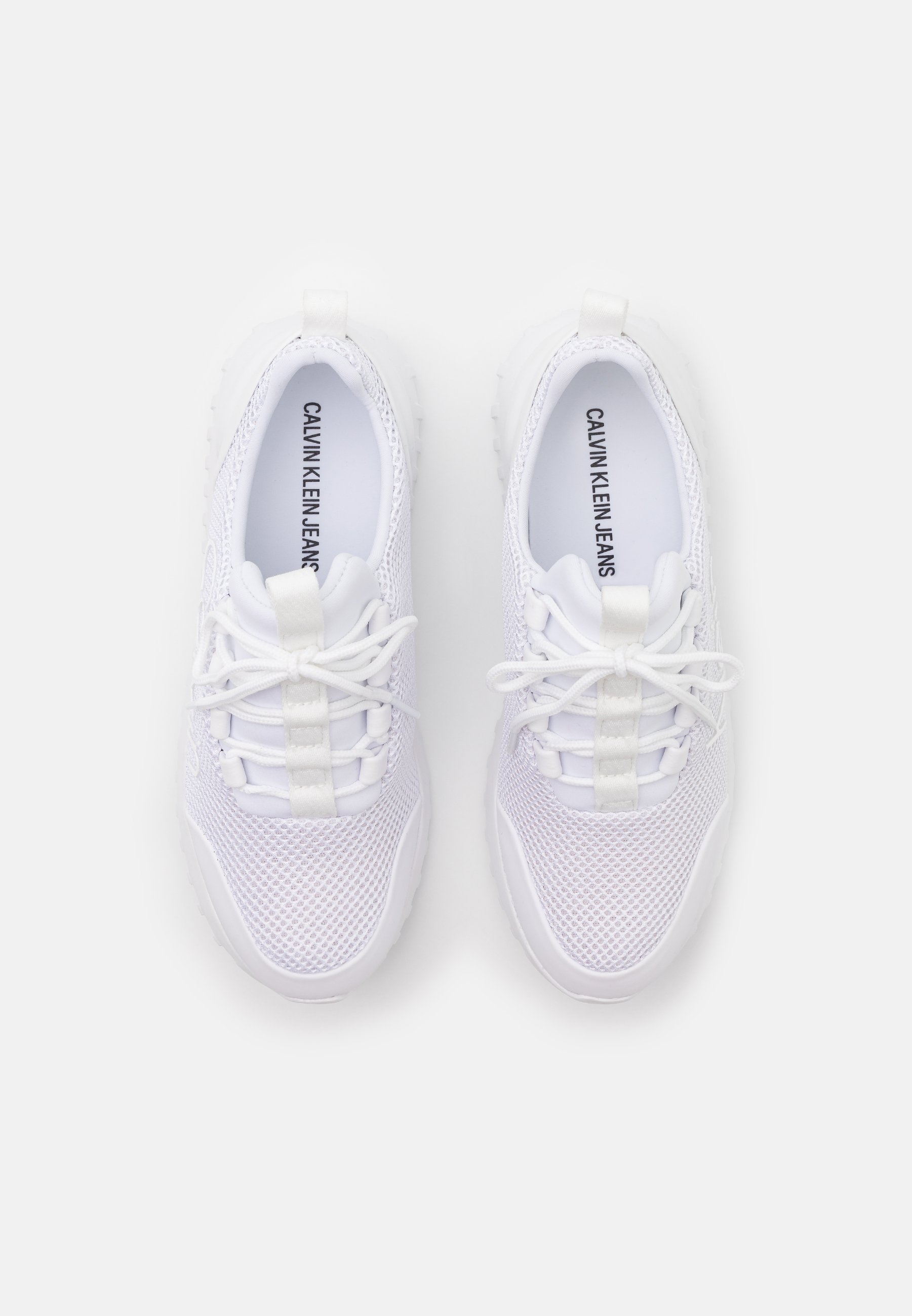 baskets runner sneaker lace up 0086 black bright white