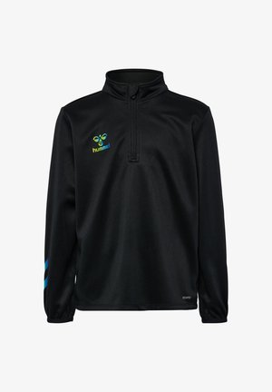 Czarna bluza z poliestru z półzamkiem, z logo na piersi, niebieskimi akcentami na rękawach i gładką fakturą. Posiada elastyczne mankiety.