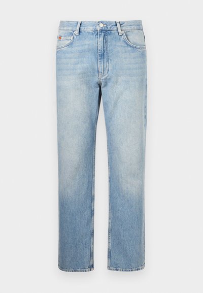 Svetlo modre kavbojke z ravnimi hlačnicami, z zapenjanjem na gumbe in zadrgo spredaj, z zankami za pas in dizajnom s petimi žepi.