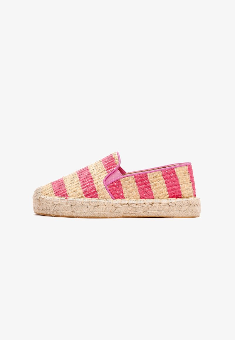 Striped espadrille shoe in pink and beige, made of woven straw with a jute sole. Elastic side panels for easy wear.