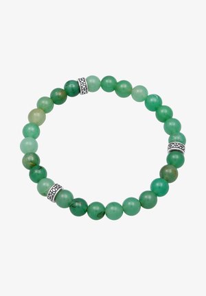 Braccialetto di perline verdi realizzato con pietre lucidate di diverse sfumature di verde, caratterizzato da due ornati accenti in argento. Texture liscia e forma rotonda.