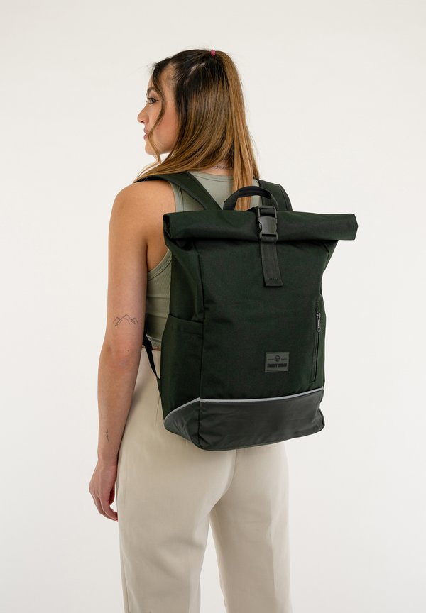 ROBIN MEDIUM BIKE - Tagesrucksack - dunkelgrün