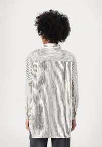 Marimekko PROFIILI AITA SHIRT - Paitapusero - off white