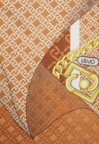 LIU JO FOULARD INTO FOULARD - Foulard - cammello