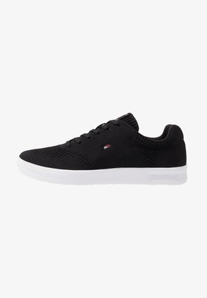 LIGHTWEIGHT CUPSOLE - Sneakers basse - black