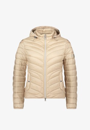 Doudoune beige avec motif matelassé, capuche, fermeture éclair et poches latérales. Dotée de ferrures argentées et d'une texture lisse et brillante.