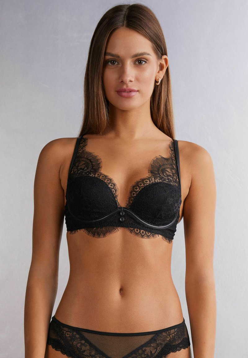intimissimi-elena-iconic-beauty-podprsenka-s-kosticemi-schwarz