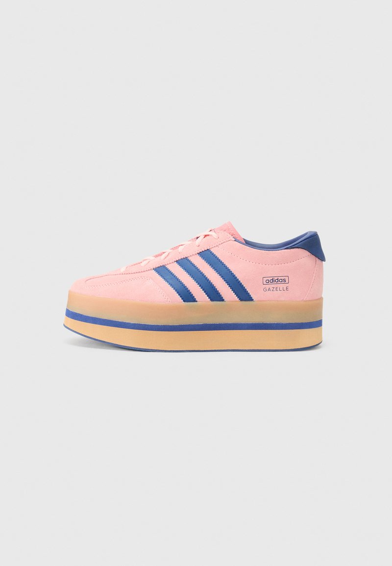 adidas Originals GAZELLE STACK - Sportbačiai - glow pink/victory blue/gum
