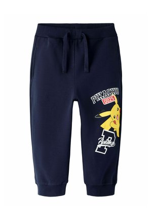 Donkerblauwe kinder-sweatbroek met Pikachu-afbeelding, tekst "Pikachu 0025" en trekkoord in de taille, geribbelde boorden bij de enkels.