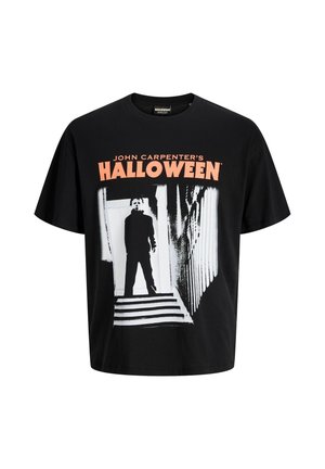 Camiseta de algodón negra con un estampado gráfico de una silueta y escaleras, con "HALLOWEEN DE JOHN CARPENTER" en letras naranjas.