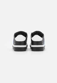 Furla Sneakers basse - black