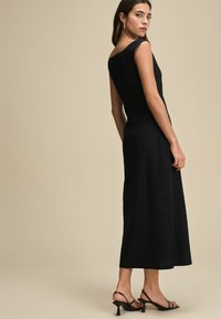 Next TALL FIT - BOAT NECK  - Maxi šaty - black