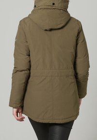 Pepe Jeans Zimní bunda - olive