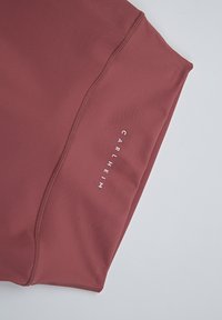 Carlheim Leggings - Byxor - berry