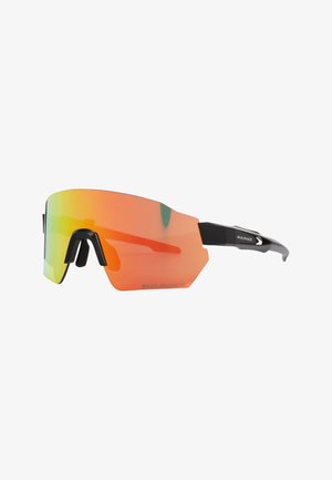 Gafas de sol deportivas con grandes lentes espejados en naranja y verde, montura negra, diseño angular y almohadillas nasales ajustables para un ajuste seguro.