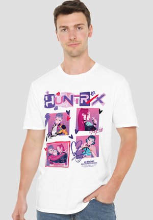 NETFLIX, KPOP DEMON HUNTERS SCRAPBOOK SQUARES - Print T-shirt - white