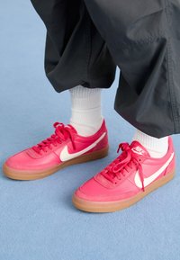 Nike Sportswear Tenisky - red