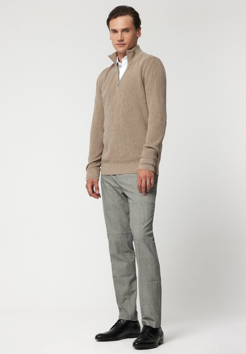 RYŁKO IDCK - Biznesowe buty sznurowane