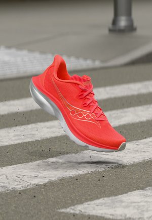 Saucony KINVARA 16 - Trailové bežecké topánky - vizired