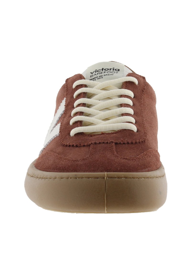 Acheter BASKETS BASSES OLMO BAREFOOT SERRAJE de la marque VICTORIA pour