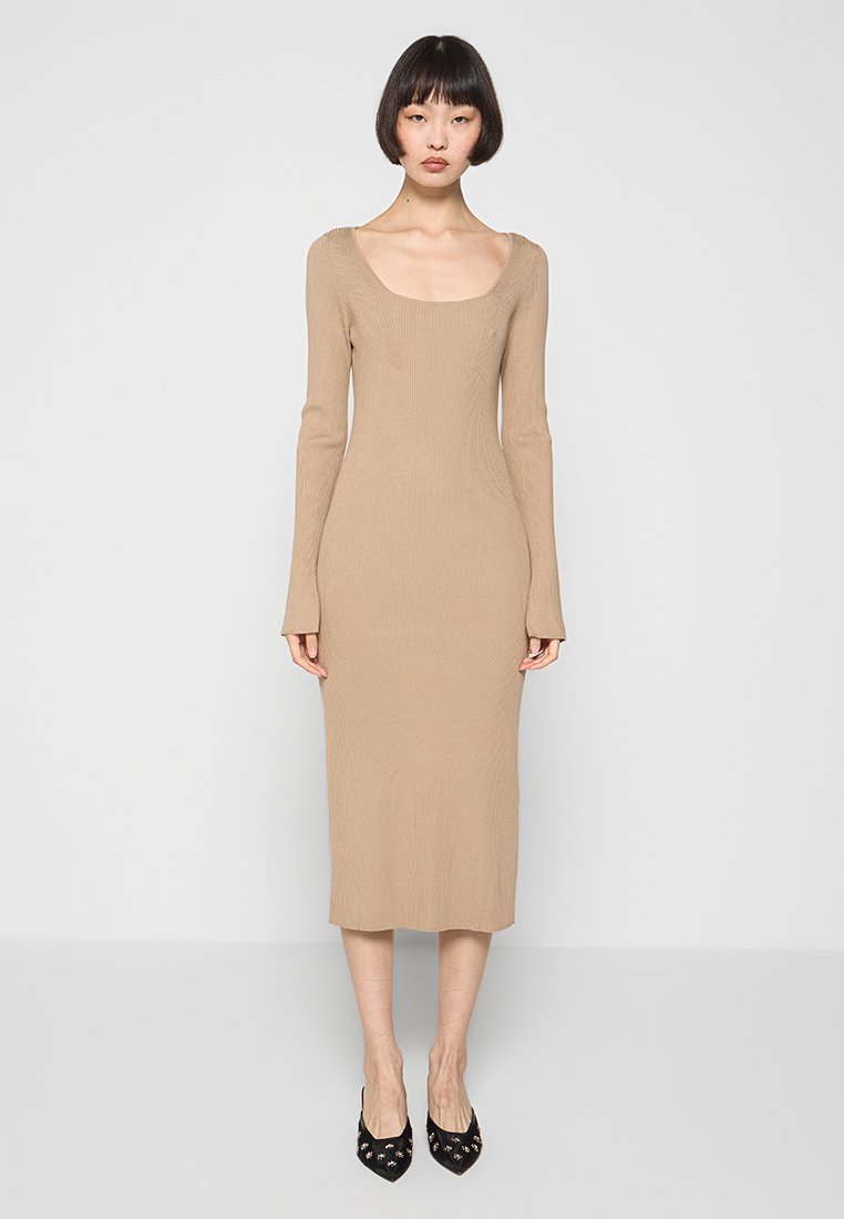 & Other Stories Gebreide jurk beige & Other Stories Gebreide jurk beige