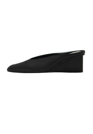 Scarpe senza lacci - black