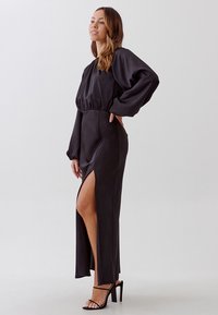 TUSSAH KEIVA - Maxi šaty - black