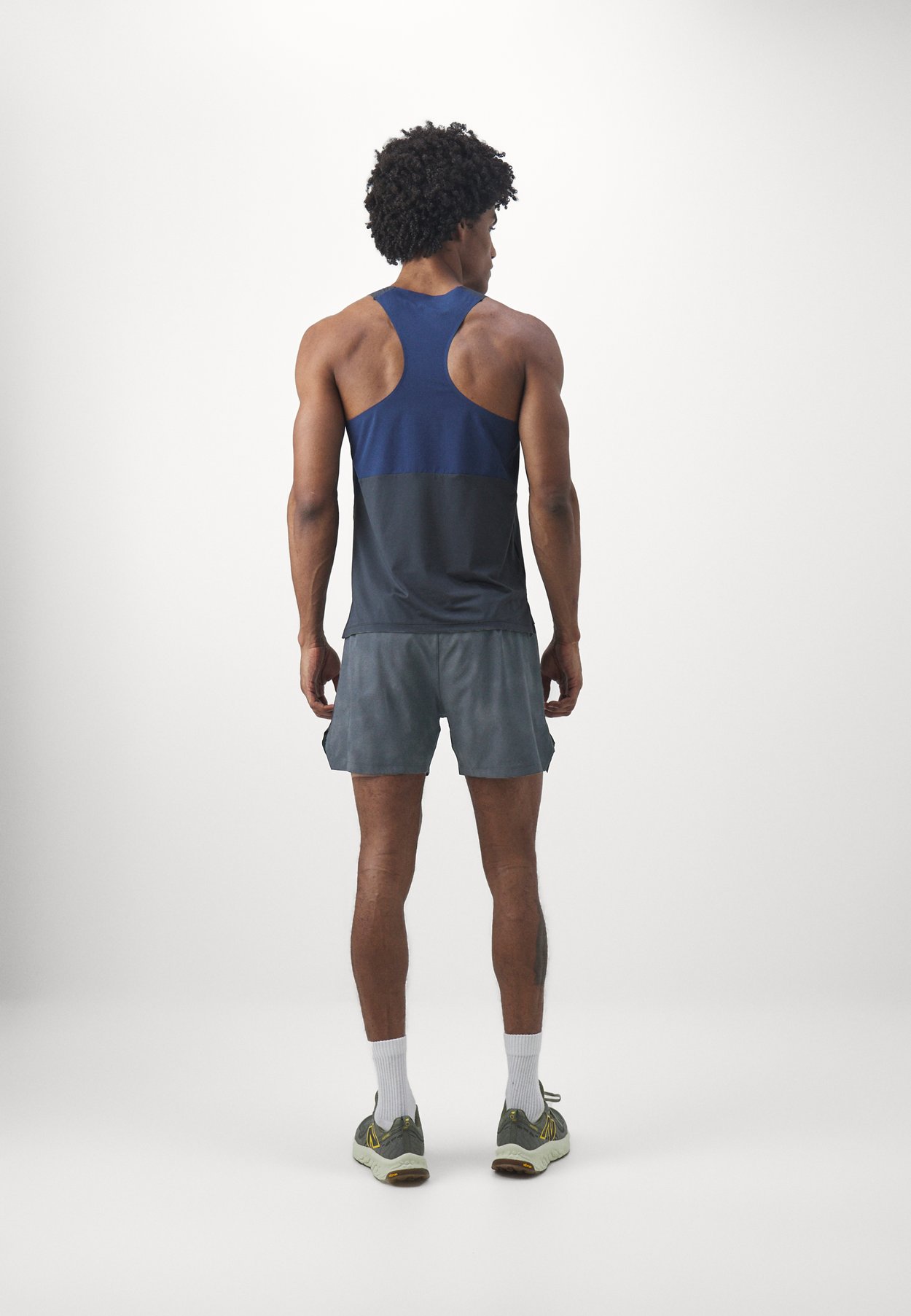 REFLECTIVE SHORT