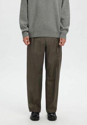 RELAXED FIT - Kostymbyxor - major brown