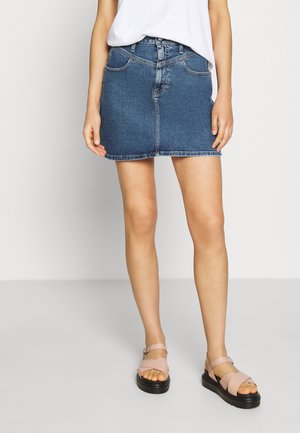 Falda acampanada - blue denim