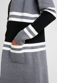 Morgan Cardigan - grey