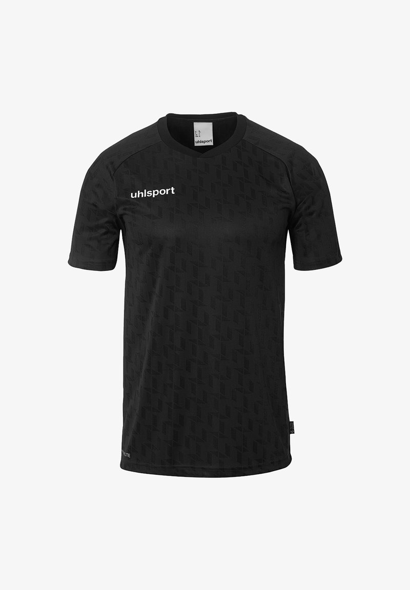 T-shirt de sport noir en tissu texturé, présentant un motif géométrique subtil, des manches courtes et un col en V avec un logo blanc.