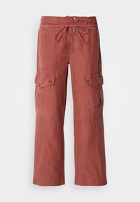 Não selecionado, spiced rum