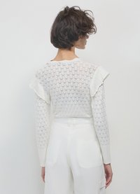 Calliope TRAFORATA CON VOLANTS - Strickpullover - bianco lana