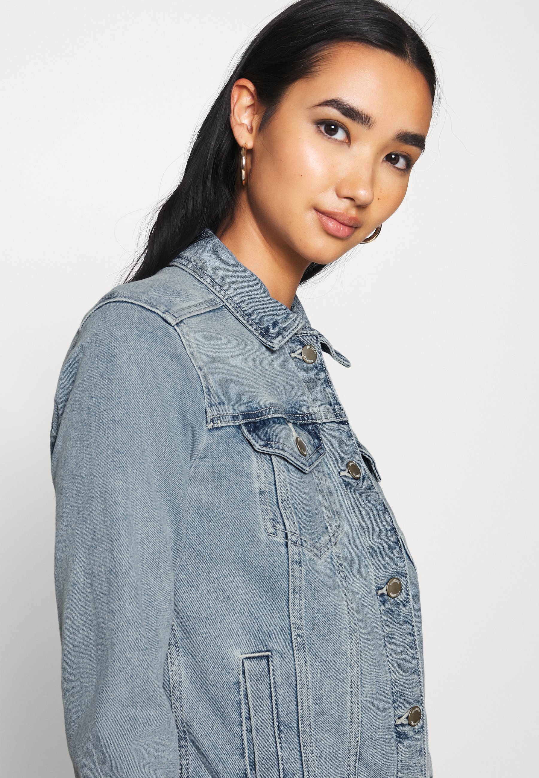 Hollister Co. CLASSIC JACKET Jeansjacka medium wash Hollister Co. CLASSIC JACKET Jeansjacka medium wash