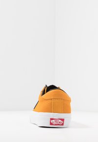 Vans Sneakers - yellow