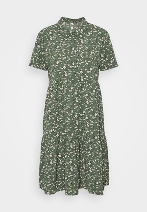 Zielona sukienka w kwiaty wykonana z lekkiego materiału, z kołnierzykiem, krótkimi rękawami, z przodem na guziki i warstwowym dołem.