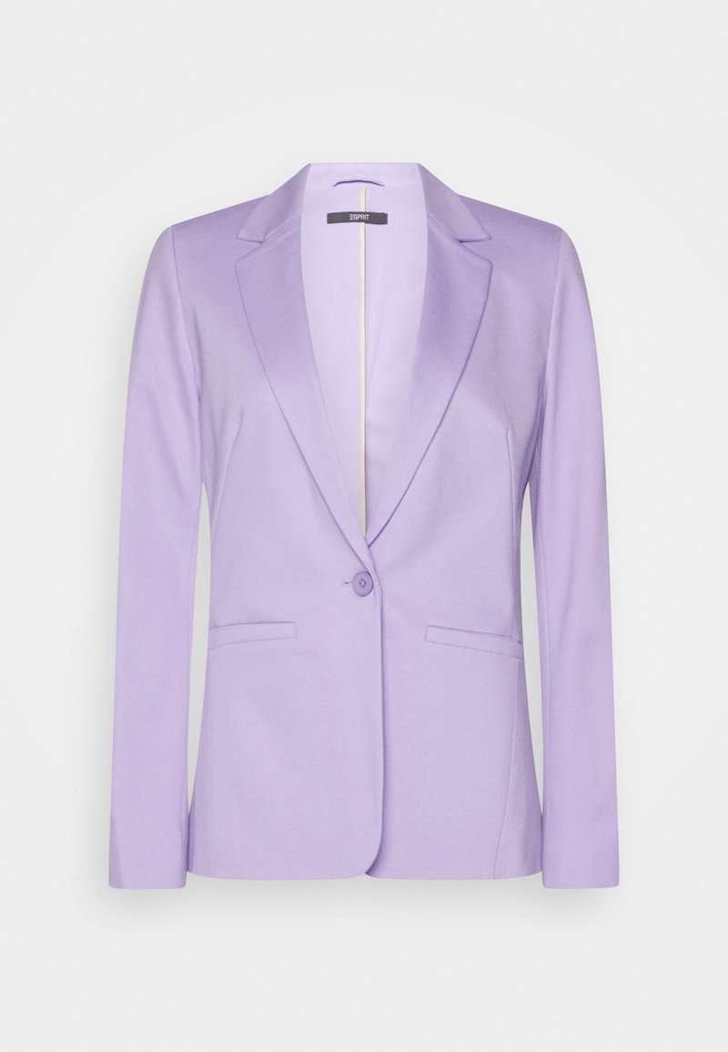 Blazer lavande à un seul bouton, revers crantés, manches longues et deux poches passepoilées à l'avant, présenté sur fond blanc.