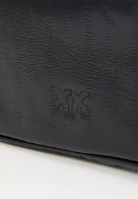 Thumbnail Image 5