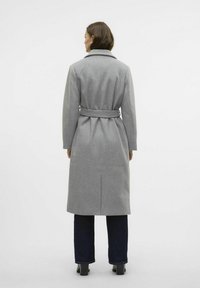 Vero Moda VMNORR - Trenchcoat - light grey melange