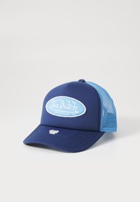 Casquette de baseball bleue avec un dos en mesh et un visière incurvée. Présente un écusson en logo brodé blanc sur le devant. Tissu doux et texturé.