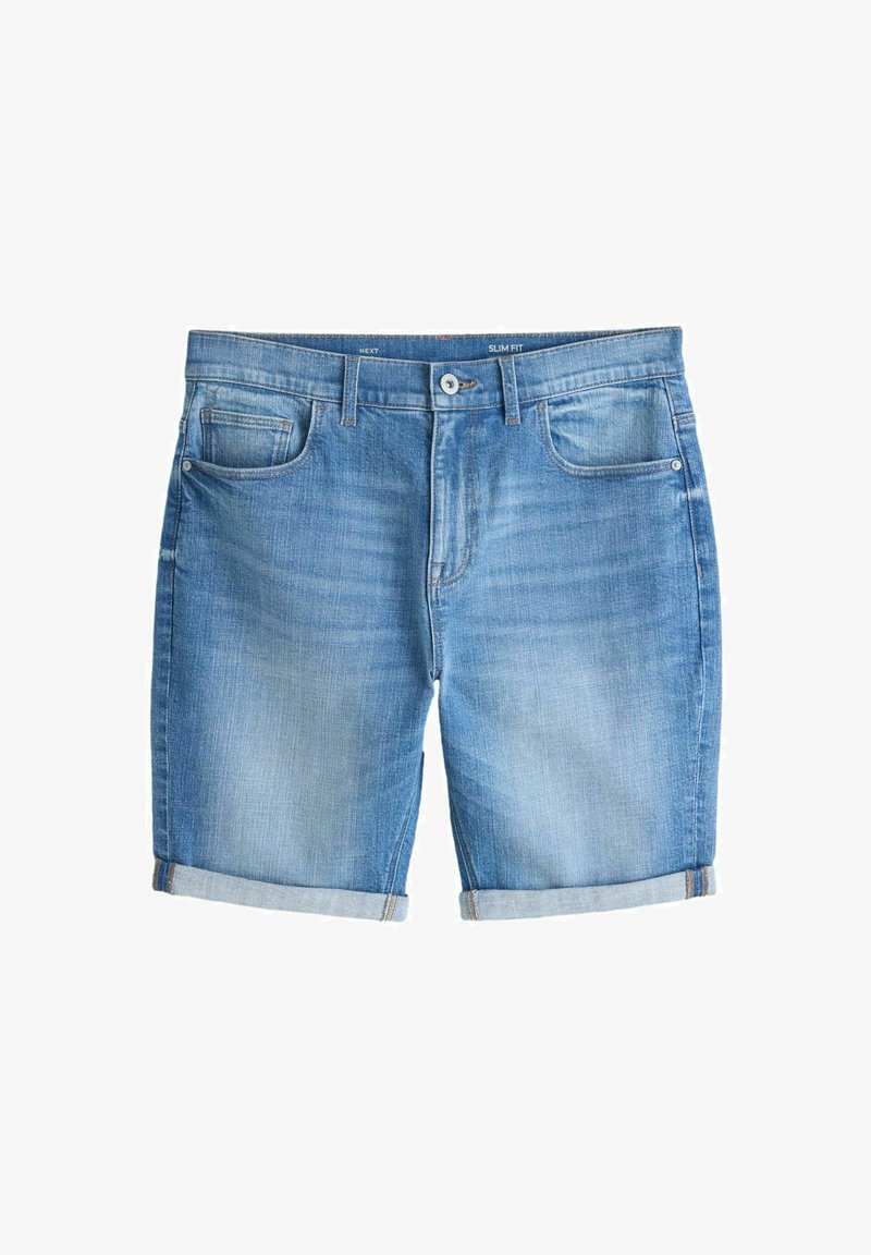 Svetlomodré džínsové kraťasy slim fit s ovinutými lemami, predným gombíkom a päťvreckovým dizajnom, zobrazené na bielom pozadí.