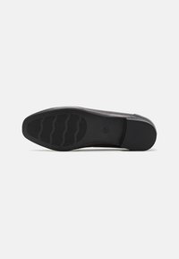 Marco Tozzi Slipper - pewter